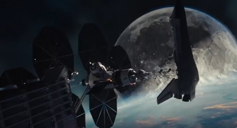 月球坠落发布新预告