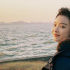 倪妮海边漫步随拍释出 沐浴海风追赶落日美如画