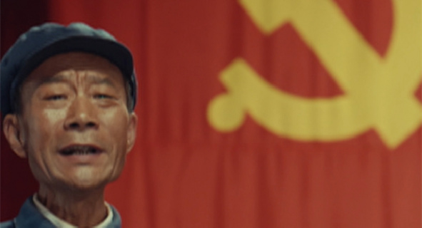 《杨善洲》两袖清风鞠躬尽瘁 绿了荒山白了头发