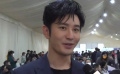 黃曉明接受采訪 表示擔(dān)任金雞獎閉幕式主持人壓力很大