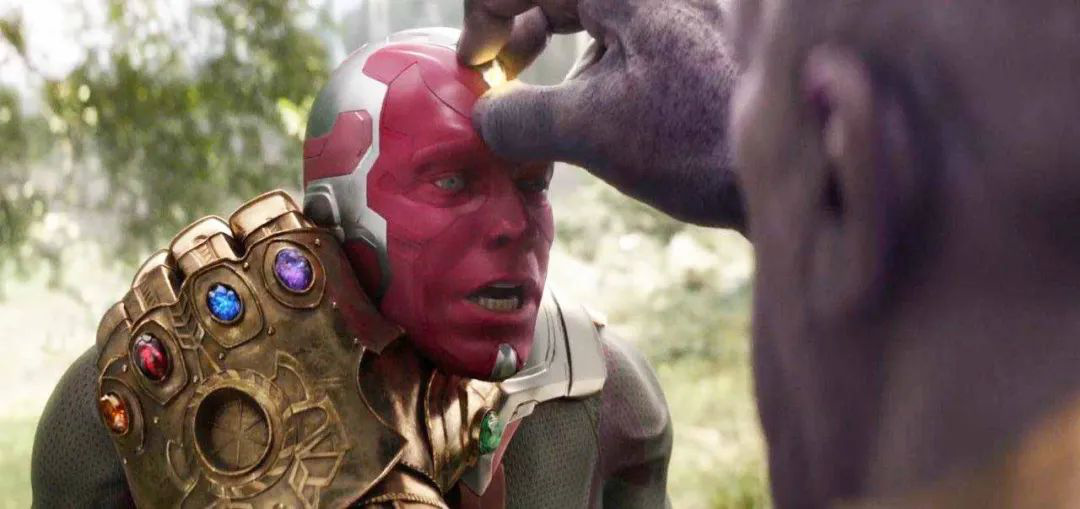 正当她沉浸在永失所爱的痛楚中,灭霸却以时间宝石逆转时空,又"杀"了