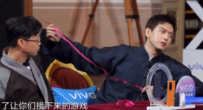 《極限挑戰(zhàn)》秀出節(jié)目下限，雷佳音偷懶，鄧倫吐槽節(jié)目梗太爛