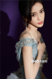 Angelababy杨颖漫影寻踪写真曝光 繁花落影似仙女