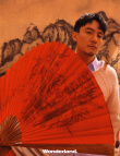 張震曝“中國(guó)紅”封面大片 紗幔置景節(jié)日氣氛拉滿