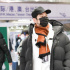 黄晓明离婚后首现身 穿长羽绒服独自出行状态好