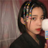 鬼马少女！欧阳娜娜晒随拍 春日气息满满头饰吸睛