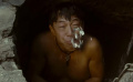 《殺生》黃渤太皮了，脫衣洗澡玷污圣水，遭到全村人毒打