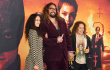 复合后意气风发!海王携儿女现身《新蝙蝠侠》首映