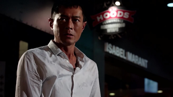 《单身男女2》：看到杨千嬅和别的男人在一起，古天乐心生不满