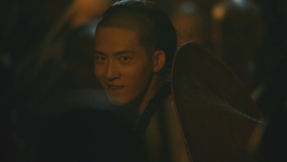 《黄飞鸿之英雄有梦》彭于晏联合孤儿帮围堵黑鸦，王珞丹终为父母报仇