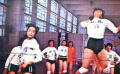 击败日本队！80年代乘风破浪的女排姐姐发出一记扣杀（下）