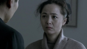 工程款拿不到手，丈夫抵押房產氣哭孕妻