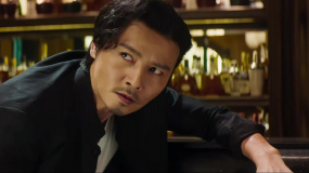 得知老板被害，張晉詠春拳暴揍老外