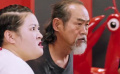 保鏢生吞手機(jī)，眾人都驚呆了