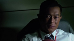 警察办公室别样放松小游戏,蔡少芬跟古天乐瞬间玩嗨