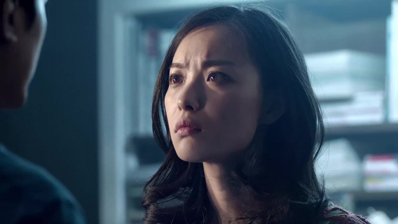 戏精倪妮表演情侣吵架，自称大长腿无法低调