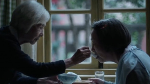 吴彦姝、奚美娟等主演的老年题材电影《妈妈！》宣布延期上映