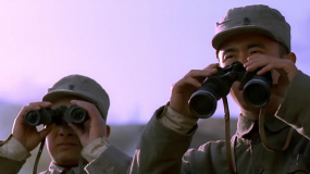 日軍轟炸機(jī)進(jìn)入戰(zhàn)場，八路軍搶占制高點(diǎn)浴血奮戰(zhàn)