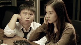 有情人終成眷屬，女孩一直尋找的真愛，每天都在自己身邊