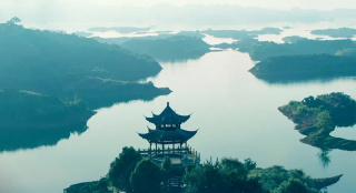 電影中的錦繡山河 1905電影網(wǎng)APP佳片直播
