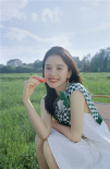 氧氣感少女！張婧儀夏日寫真曝光 白衣飄飄擁抱大自然