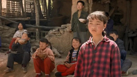 《一个都不能少》主演是如何选出来的？