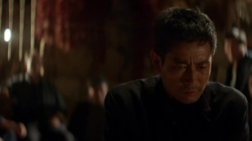 村委商量赔偿之事，韩冲爹听闻后暴怒