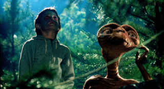 《E.T外星人》曝上映40周年预告 IMAX版8月重映