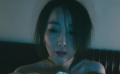 小玲深夜被布娃娃嚇暈
