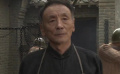 大叔引爆炸弹和敌人同归于尽