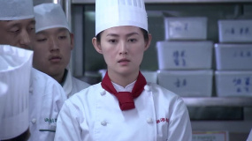 屬下威脅女大廚給孩子道歉，女大廚委屈哭了