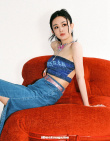 绝美说累了！赵丽颖突破自我 女团风红发造型登封