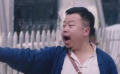 災民準備搶糧食，發(fā)生亂斗，胖子拿走黃金