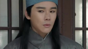 捕头被发现在门口偷听，最后全身而退