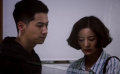 男子偶遇“假妻子”被人糾纏，趕忙上前解圍