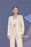 昆凌談與周杰倫減肥趣事 稱肚子“打烊”不生四胎