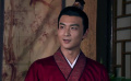 展護(hù)衛(wèi)來到打鐵鋪?zhàn)?，?qǐng)人按照?qǐng)D紙打袖箭