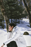 陈坤雪景大片曝光 身穿冲锋衣玩转“山系”穿搭