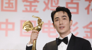 朱一龙首获金鸡奖最佳男主角：此刻就是人生大事
