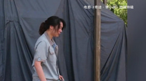 齐溪在《奇迹·笨小孩》中的表演展现话剧功底