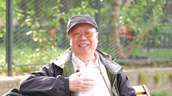 老骥伏枥 志在千里  退休银行行长付颀逐梦演艺圈