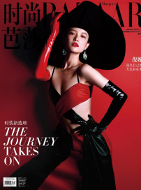 倪妮“绽放”主题开年大片 穿抹胸大秀火辣身材