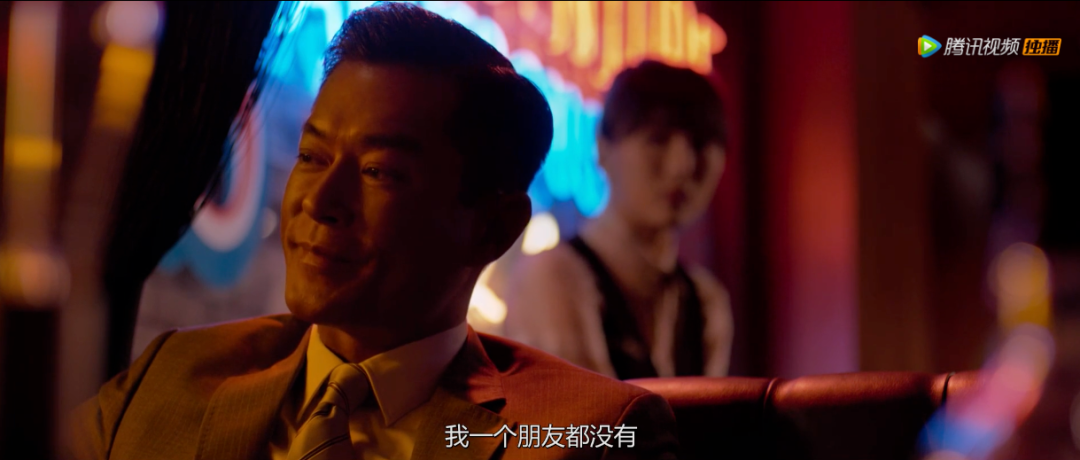 《反贪风暴5：最终章》影评：港片年末又炸了！他用不断的“开工”，来延缓香港电影的“死亡”