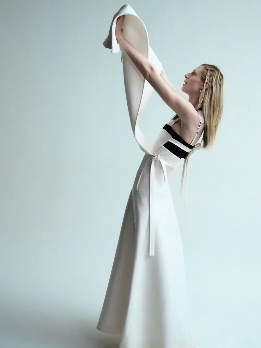 图片[10]-伊丽莎白·德比茨基这气质，真的绝-PPOBM时尚