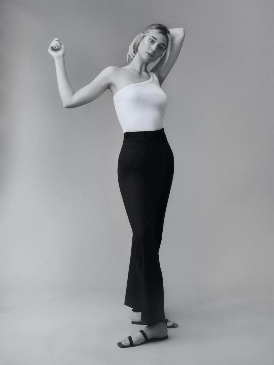 图片[31]-伊丽莎白·德比茨基这气质，真的绝-PPOBM时尚