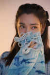 李冰冰穿藍(lán)色毛衣溫柔優(yōu)雅 膚白貌美滿滿少女感！