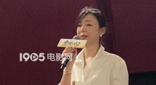 《忠犬八公》首映張靜初淚灑現(xiàn)場(chǎng) 等待主人的八筒喚起留守兒童的經(jīng)歷