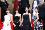 姚晨李治廷与女团aespa亮相戛纳 盛装出席状态佳