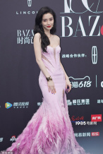 赵丽颖、热巴亮相芭莎年度派对 龚俊李现红毯比帅