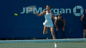 《挑戰(zhàn)者》發(fā)布全新預(yù)告 贊達(dá)亞變身網(wǎng)球天才陷入欲望漩渦